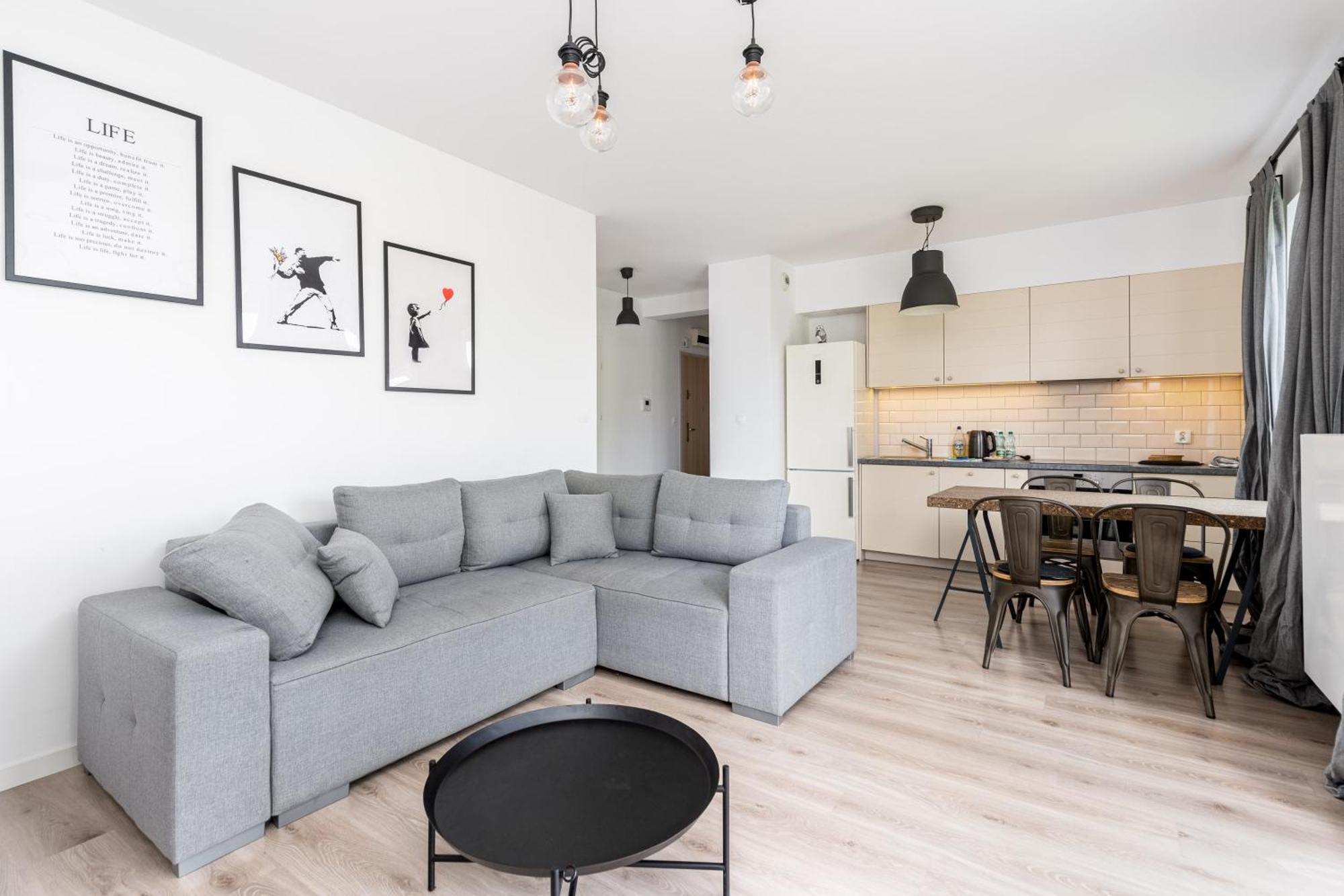 Rogozinskiego 2-bedroom *